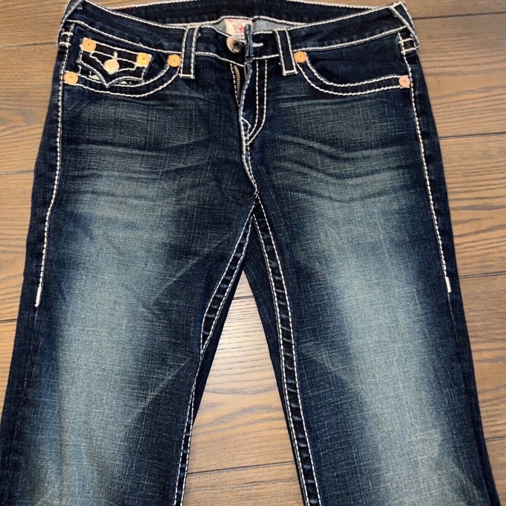 True Religion Jeans Womens 32x33 Billy Blue Dark Wash Denim White Thread - Picture 5 of 11